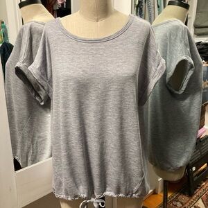 Eliane Rose Gray Short Sleeve Top, Drawstring Waist, Size Large